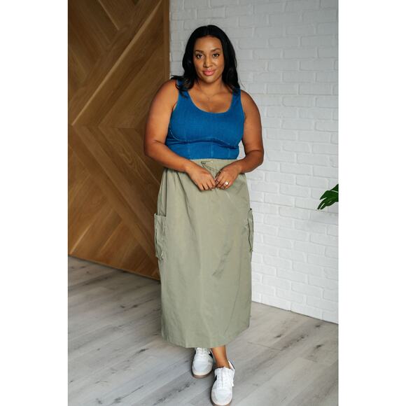 Explain It Away Cargo Skirt - Picture 4 of 11